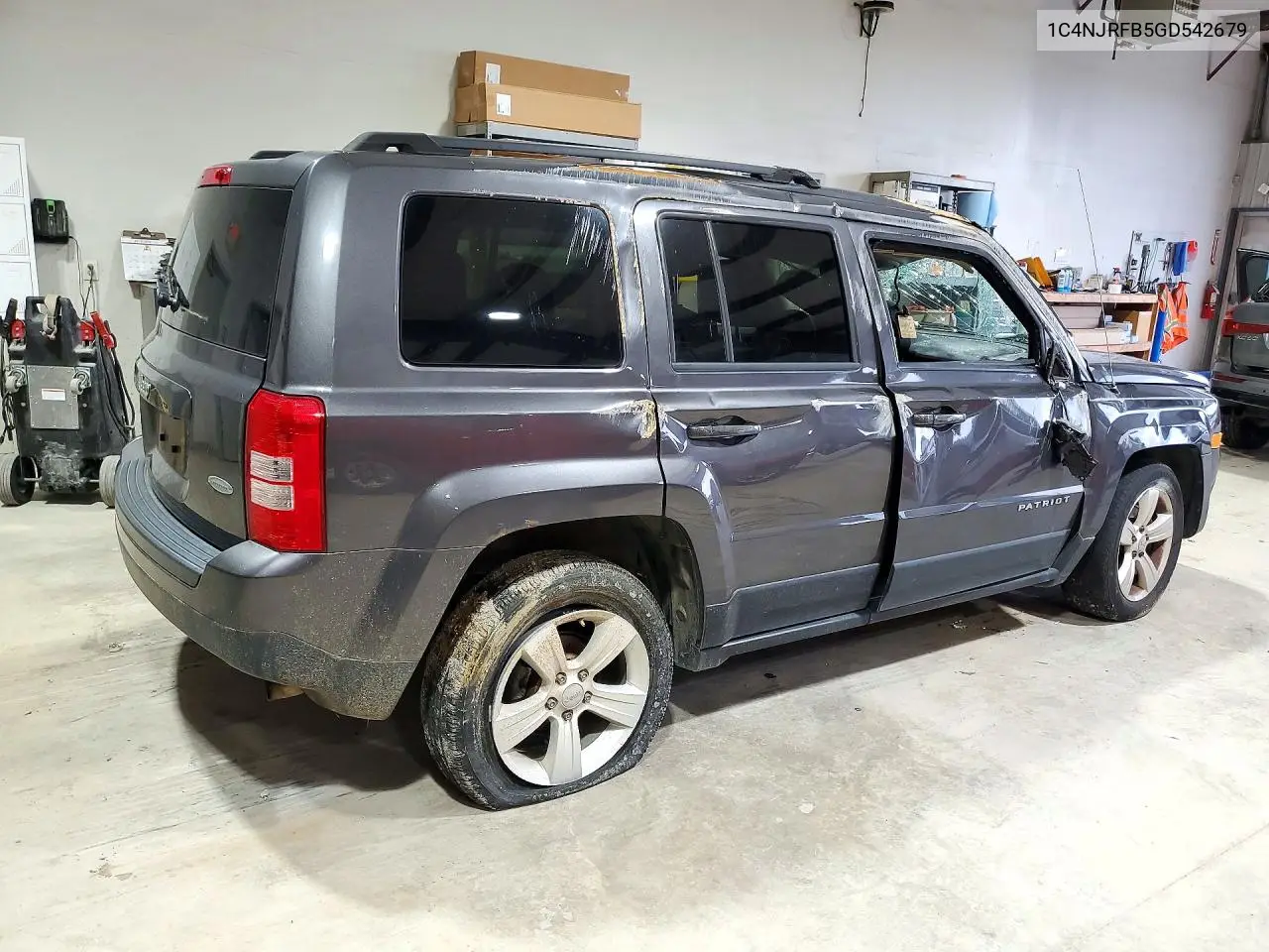 2016 JEEP LIBERTY (PATRIOT) VIN 1C4NJRFB5GD542679 — фото 3