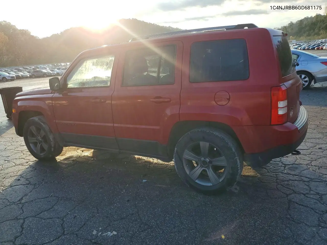 2016 JEEP LIBERTY (PATRIOT) VIN 1C4NJRBB6GD681175 — фото 2