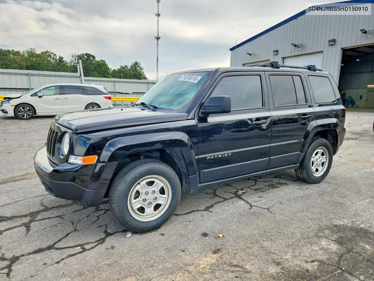 JEEP LIBERTY (PATRIOT) 2017, VIN 1C4NJRBB5HD150910
