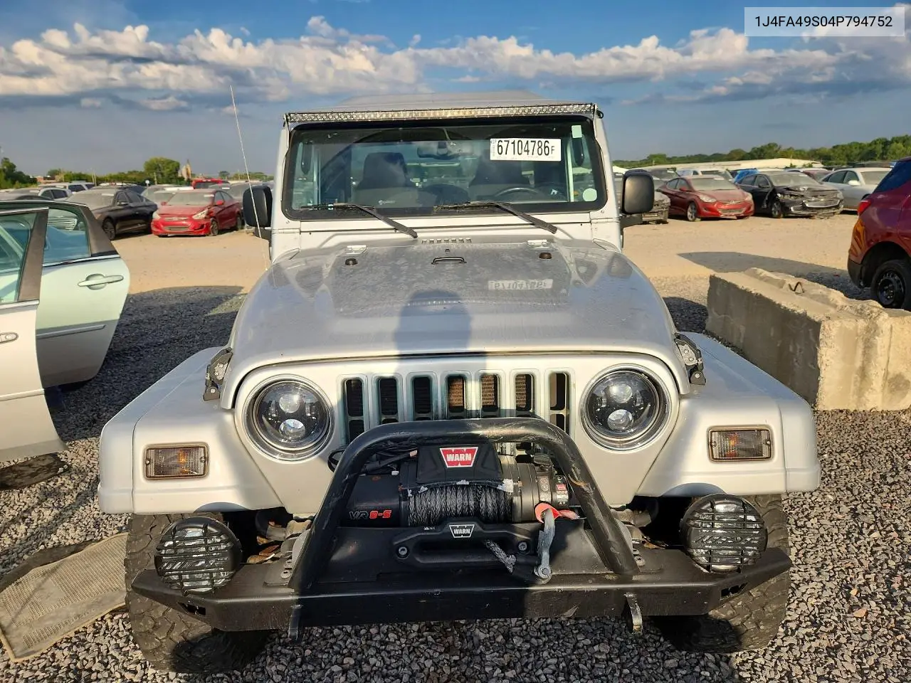 2004 JEEP WRANGLER VIN 1J4FA49S04P794752 — фото 5