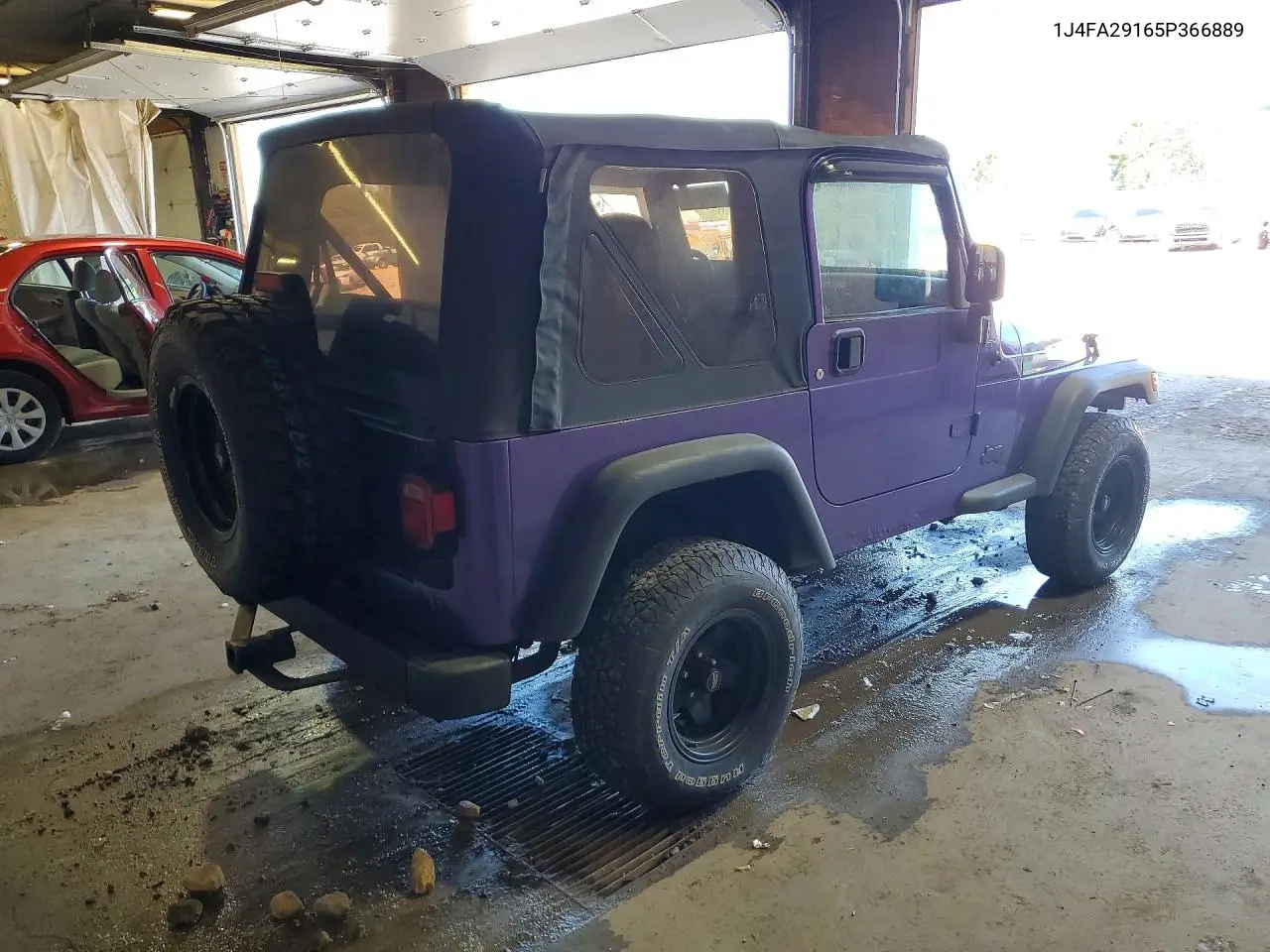 2005 JEEP WRANGLER VIN 1J4FA29165P366889 — фото 3