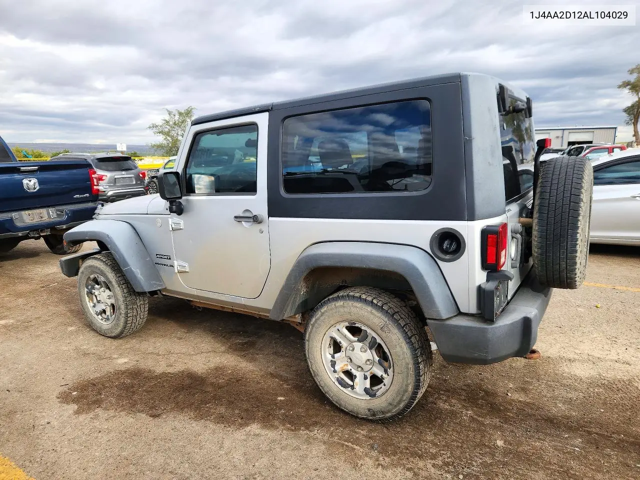 2010 JEEP WRANGLER VIN 1J4AA2D12AL104029 — фото 2