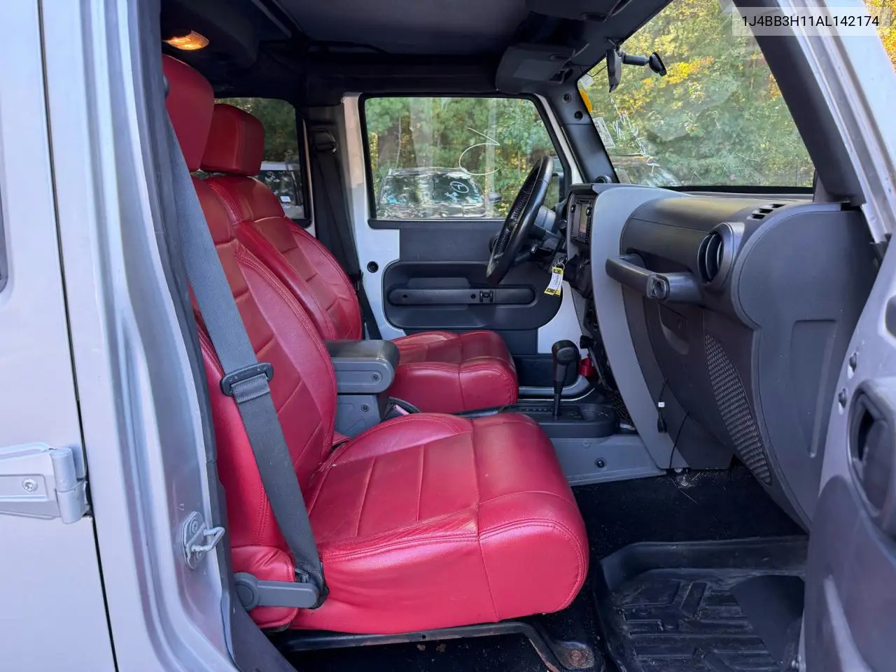 2010 JEEP WRANGLER VIN 1J4BB3H11AL142174 — фото 5