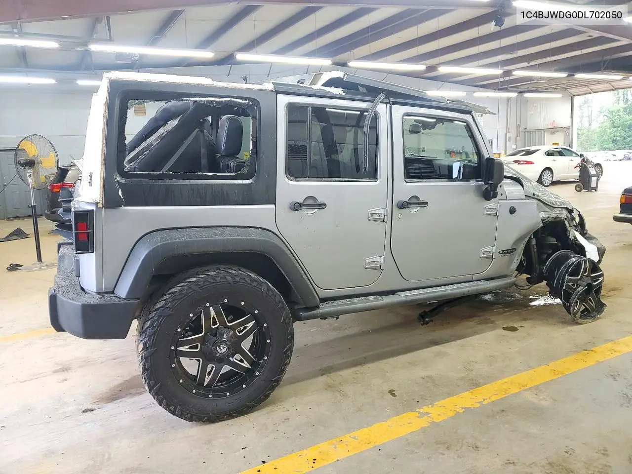 2013 JEEP WRANGLER VIN 1C4BJWDG0DL702050 — фото 3