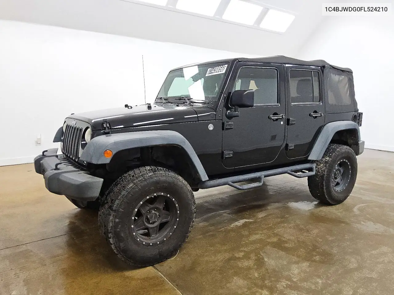 JEEP WRANGLER 2015, VIN 1C4BJWDG0FL524210