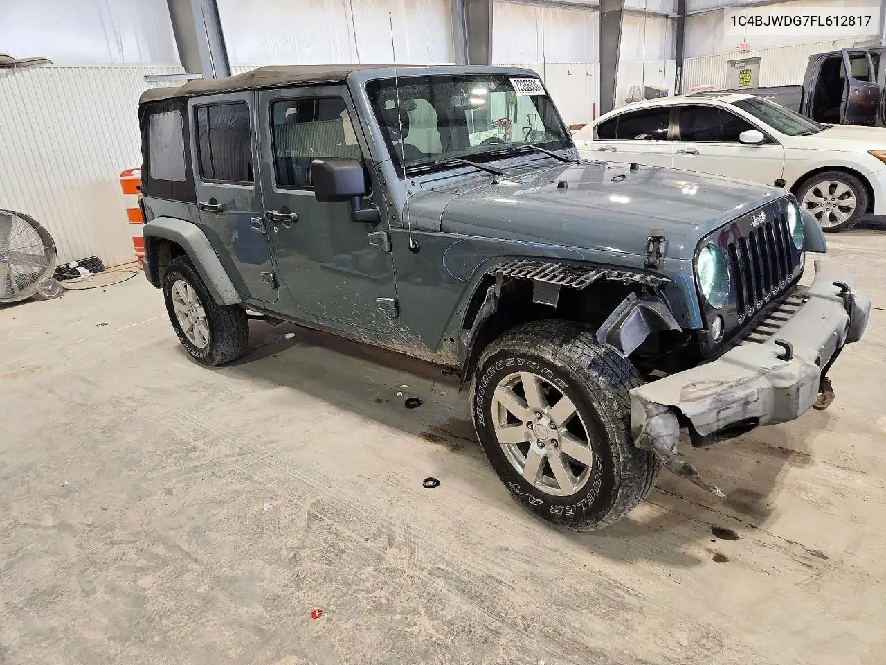 2015 JEEP WRANGLER VIN 1C4BJWDG7FL612817 — фото 4