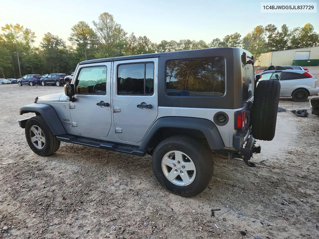 2018 JEEP WRANGLER VIN 1C4BJWDG5JL837729 — фото 2