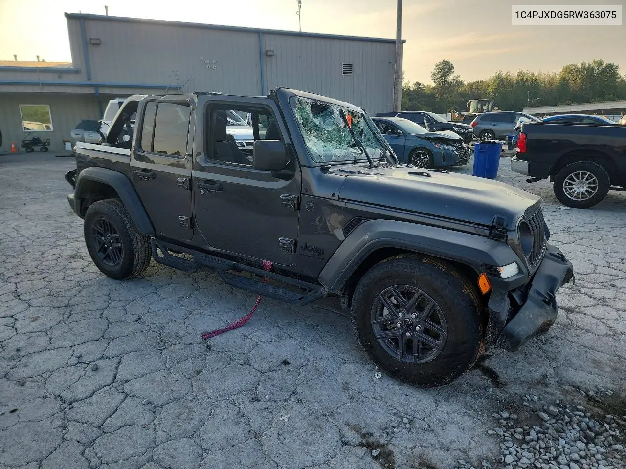 2024 JEEP WRANGLER VIN 1C4PJXDG5RW363075 — фото 4