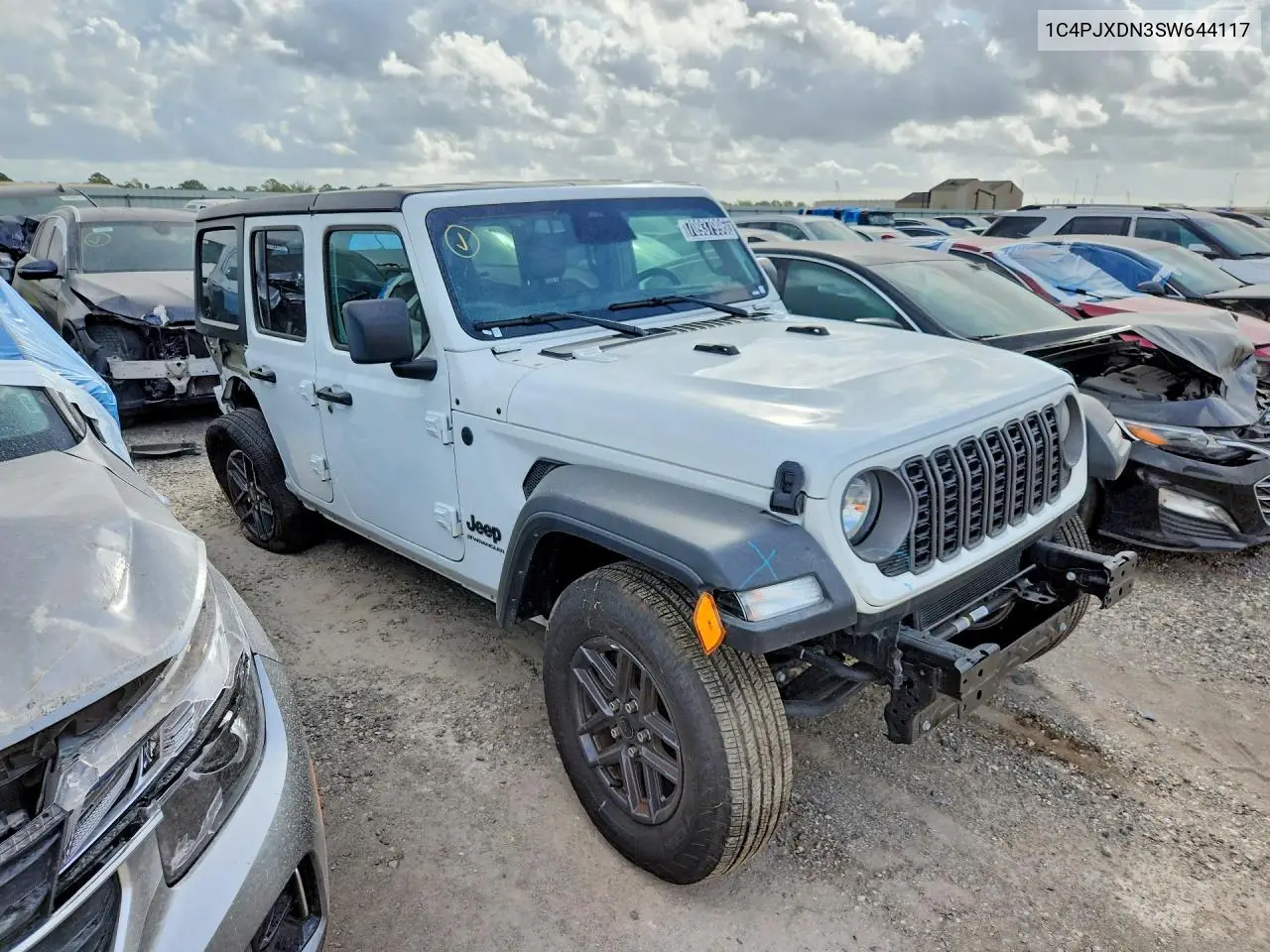 2025 JEEP WRANGLER VIN 1C4PJXDN3SW644117 — фото 4