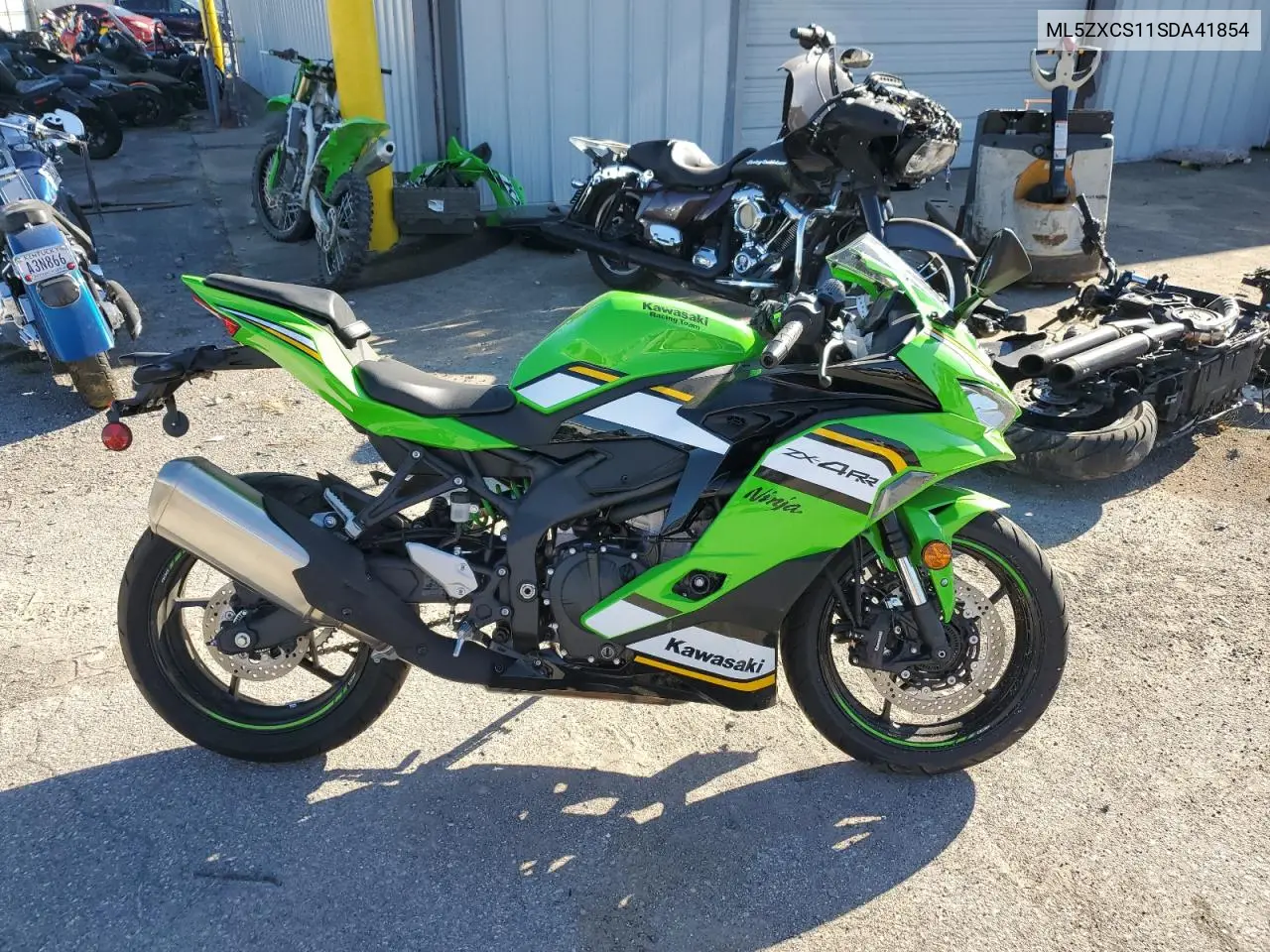 まさ KAWASAKI Ninja ZX-11 - Адамото - Мотоцикли з Японії