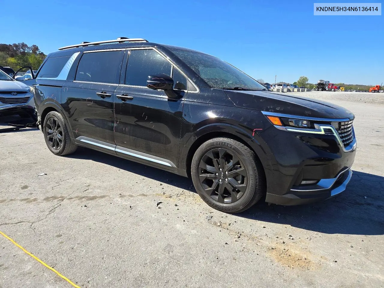 2022 KIA CARNIVAL VIN KNDNE5H34N6136414 — фото 4