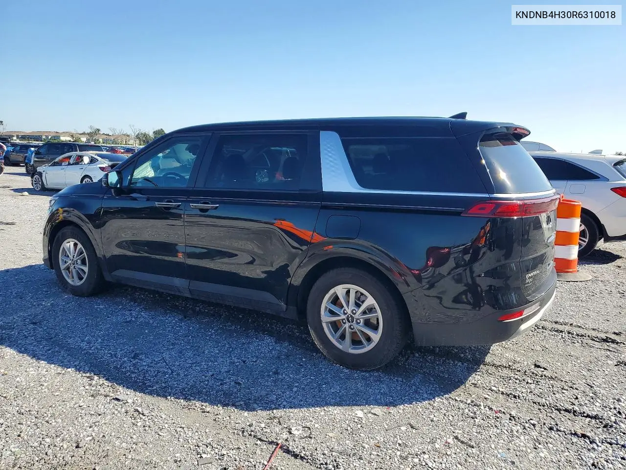 2024 KIA CARNIVAL VIN KNDNB4H30R6310018 — фото 2