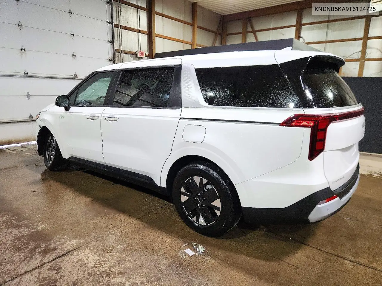 2026 KIA CARNIVAL VIN KNDNB5KA9T6124725 — фото 2