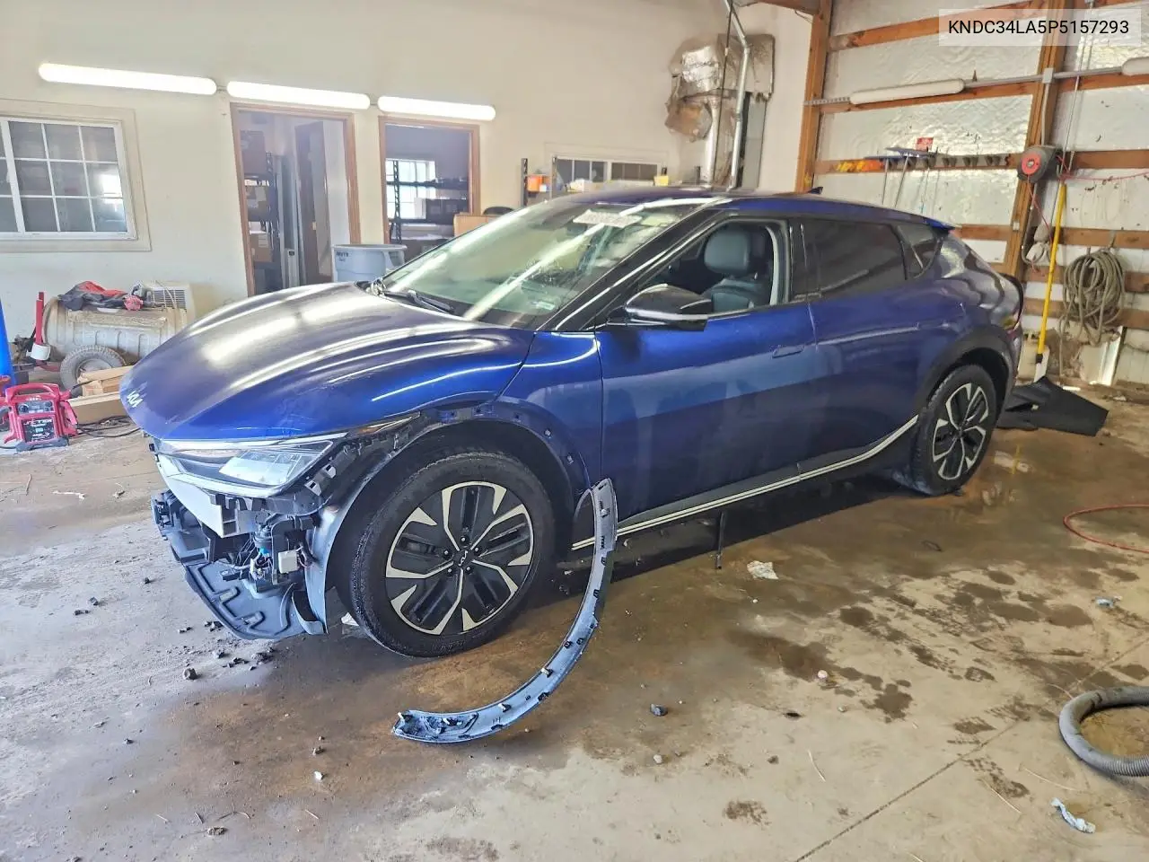 KIA EV6 2023, VIN KNDC34LA5P5157293