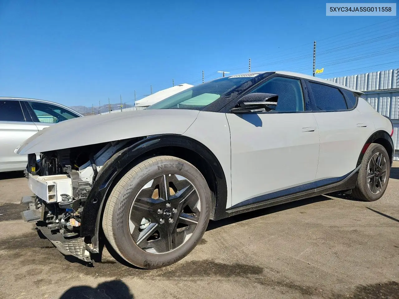 KIA EV6 2025, VIN 5XYC34JA5SG011558