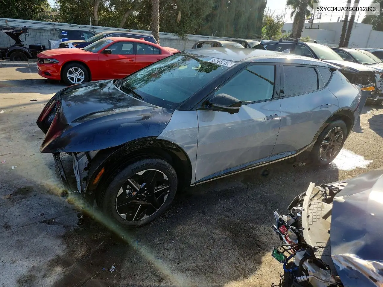 KIA EV6 2025, VIN 5XYC34JA2SG012893