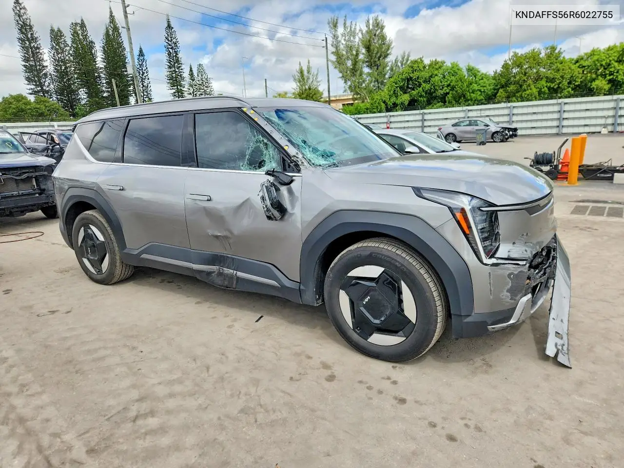 2024 KIA EV9 VIN KNDAFFS56R6022755 — фото 4