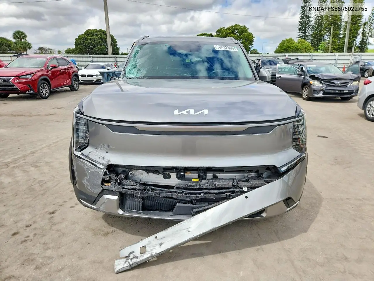 2024 KIA EV9 VIN KNDAFFS56R6022755 — фото 5