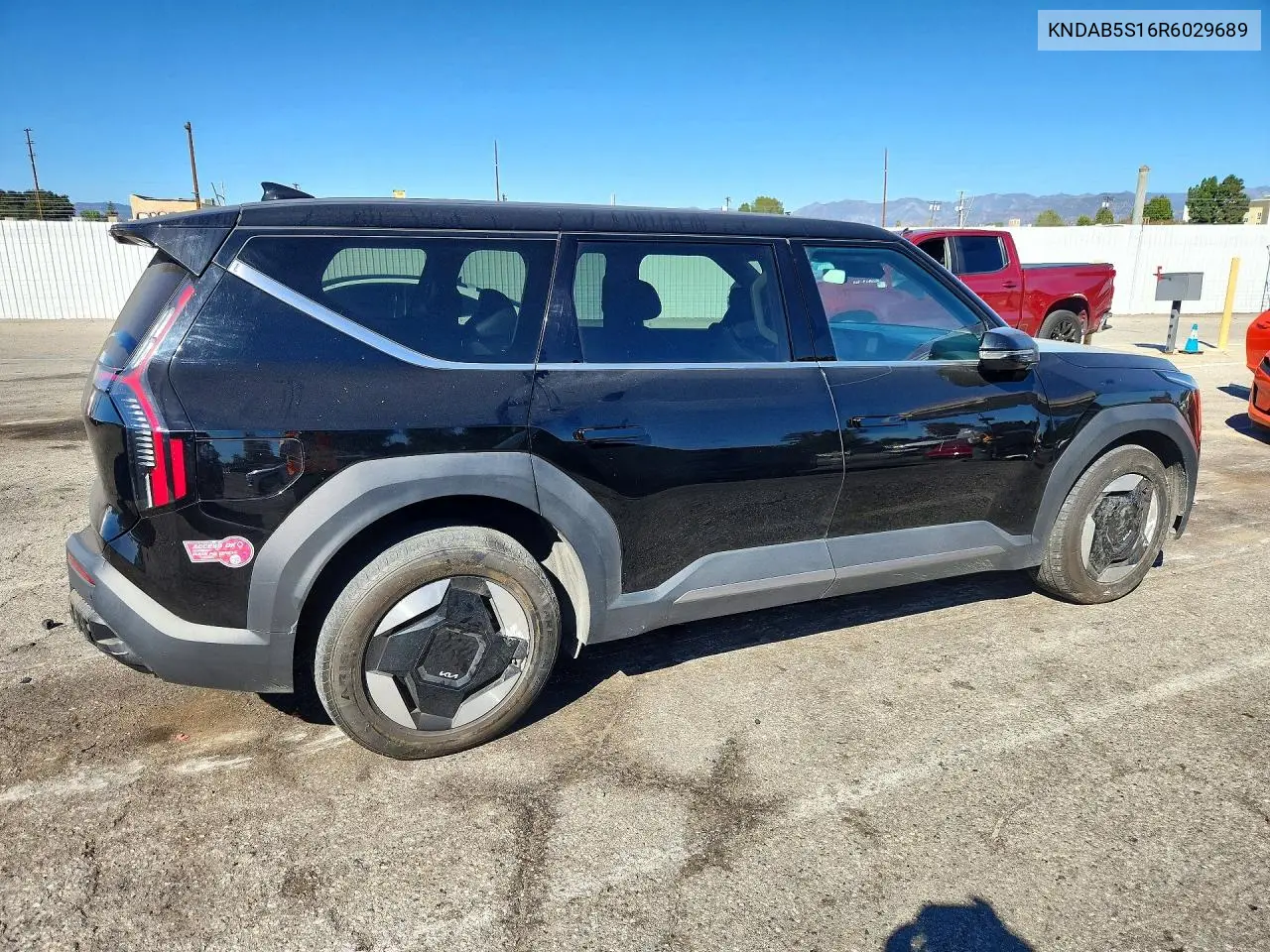 2024 KIA EV9 VIN KNDAB5S16R6029689 — фото 3