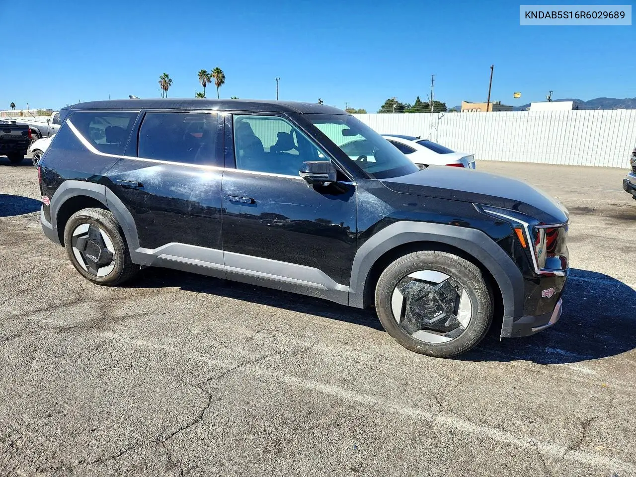 2024 KIA EV9 VIN KNDAB5S16R6029689 — фото 4