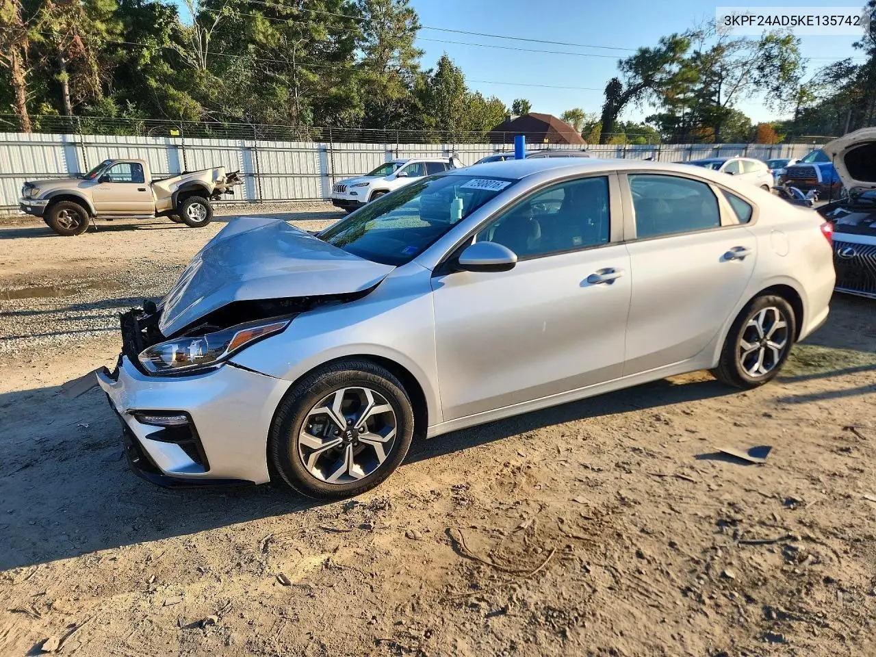 KIA FORTE 2019, VIN 3KPF24AD5KE135742