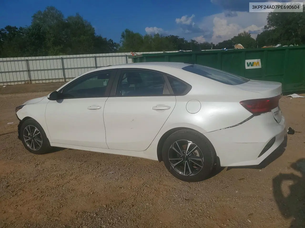 2023 KIA FORTE VIN 3KPF24AD7PE690604 — фото 2