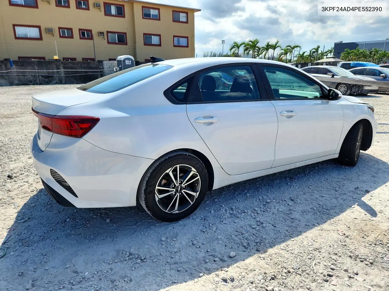 2023 KIA FORTE VIN 3KPF24AD4PE552390 — фото 3