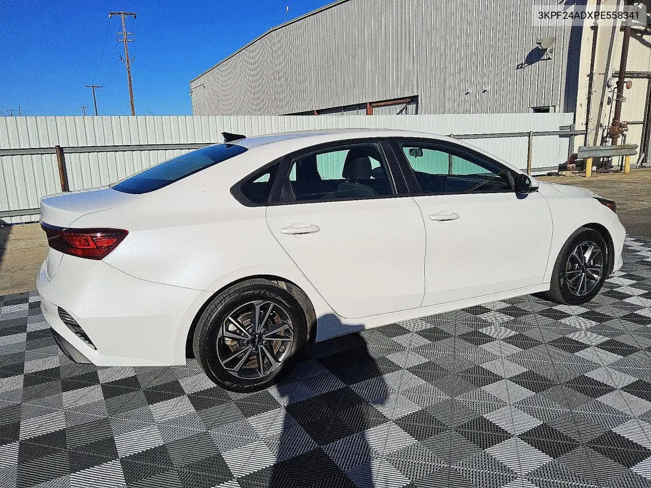 2023 KIA FORTE VIN 3KPF24ADXPE558341 — фото 3