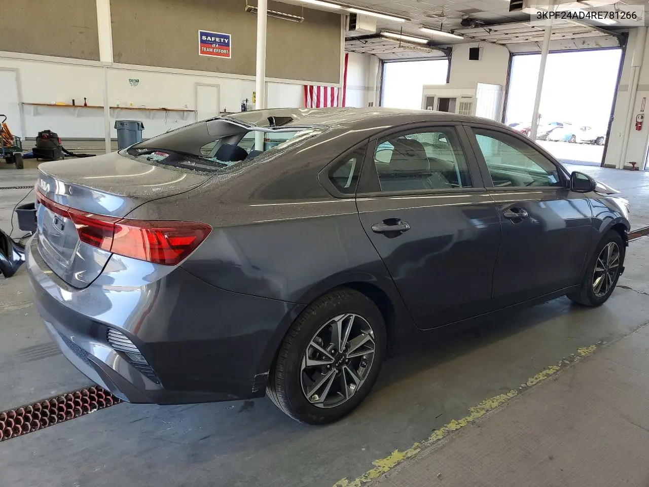 2024 KIA FORTE VIN 3KPF24AD4RE781266 — фото 3
