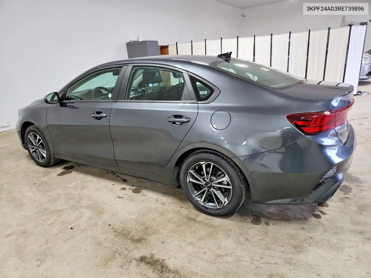 2024 KIA FORTE VIN 3KPF24AD3RE739896 — фото 2