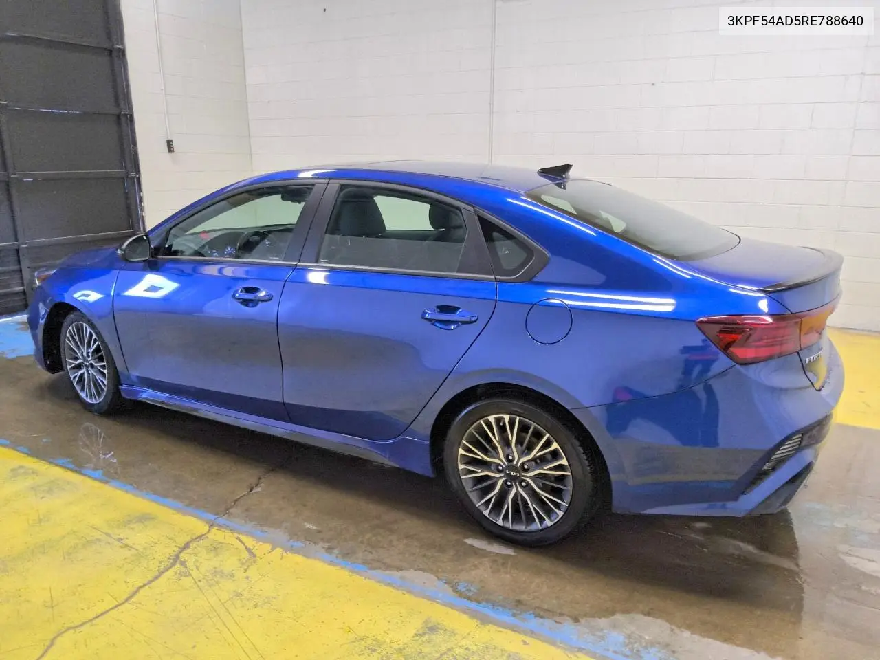 2024 KIA FORTE VIN 3KPF54AD5RE788640 — фото 2