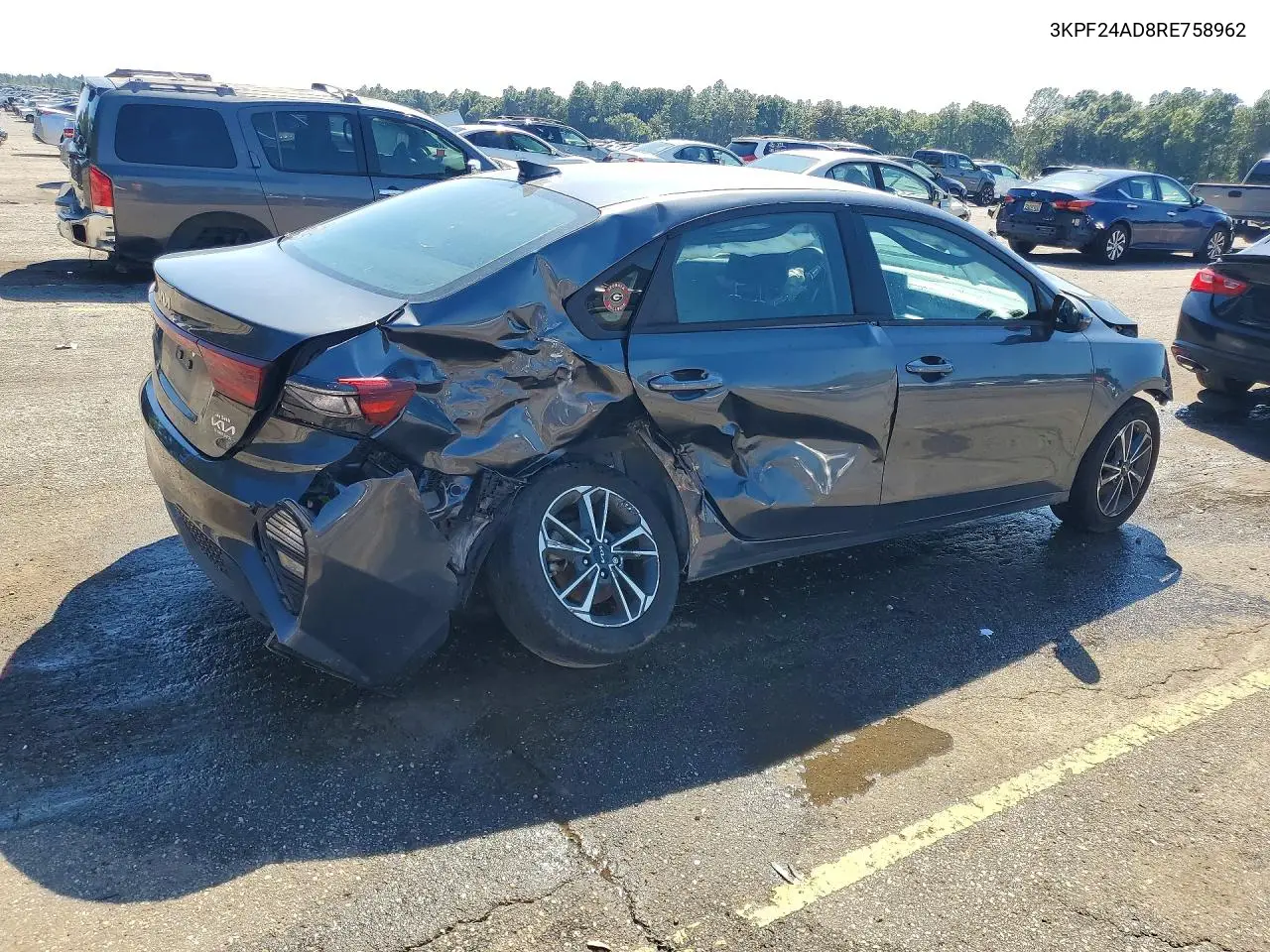 2024 KIA FORTE VIN 3KPF24AD8RE758962 — фото 3