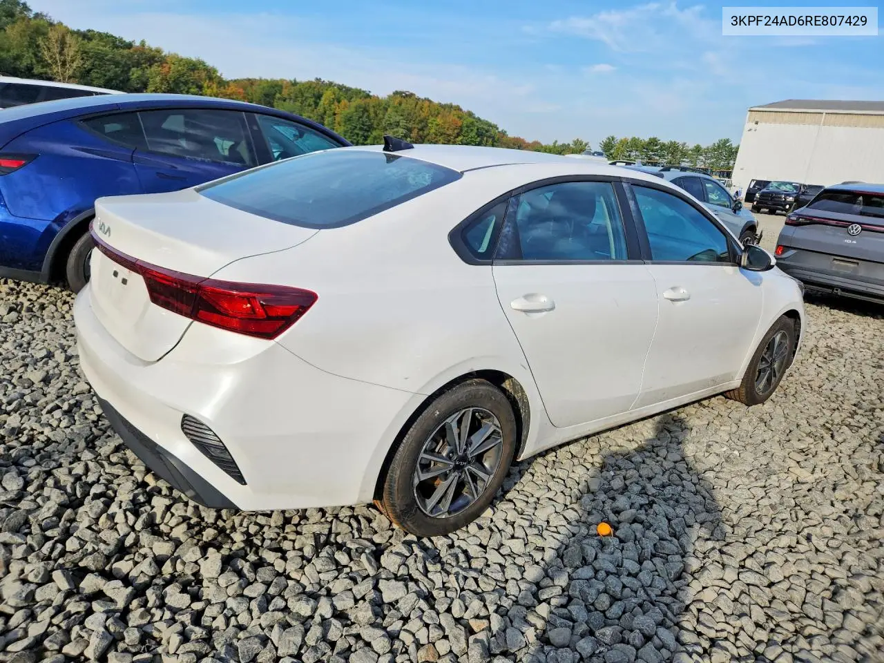 2024 KIA FORTE VIN 3KPF24AD6RE807429 — фото 3