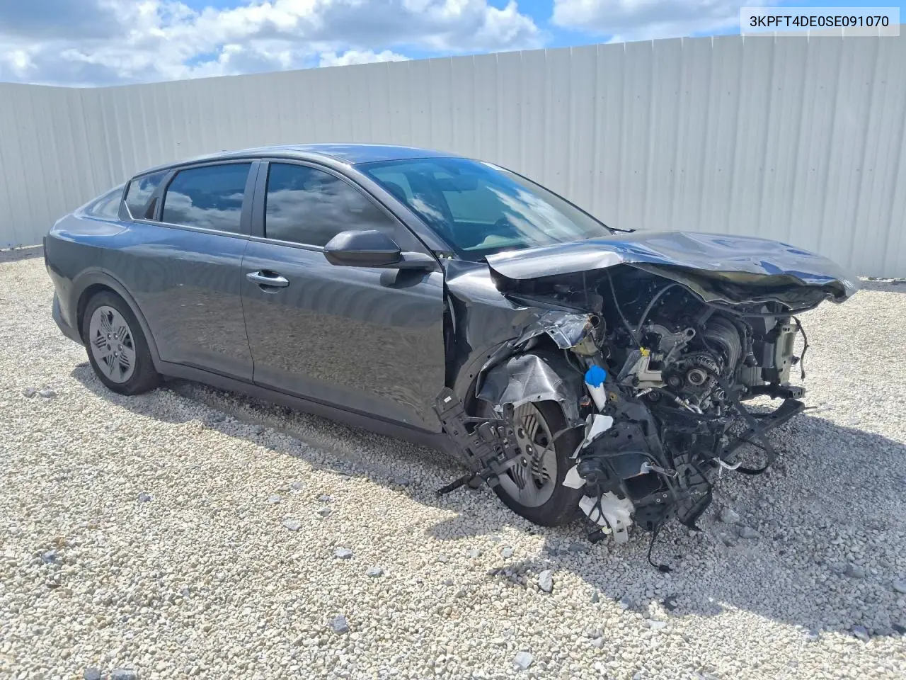 2025 KIA K4 VIN 3KPFT4DE0SE091070 — фото 4