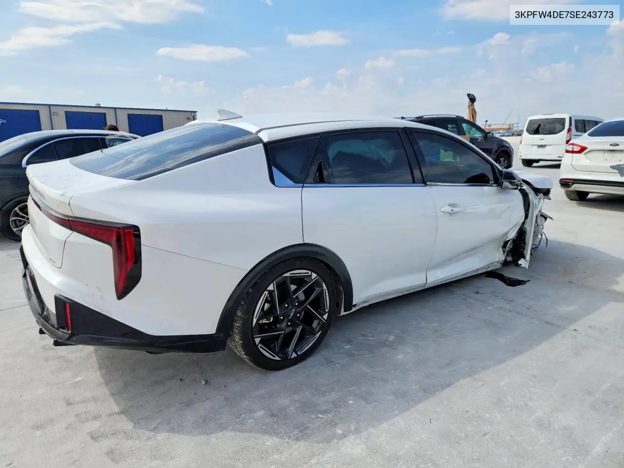 2025 KIA K4 VIN 3KPFW4DE7SE243773 — фото 3