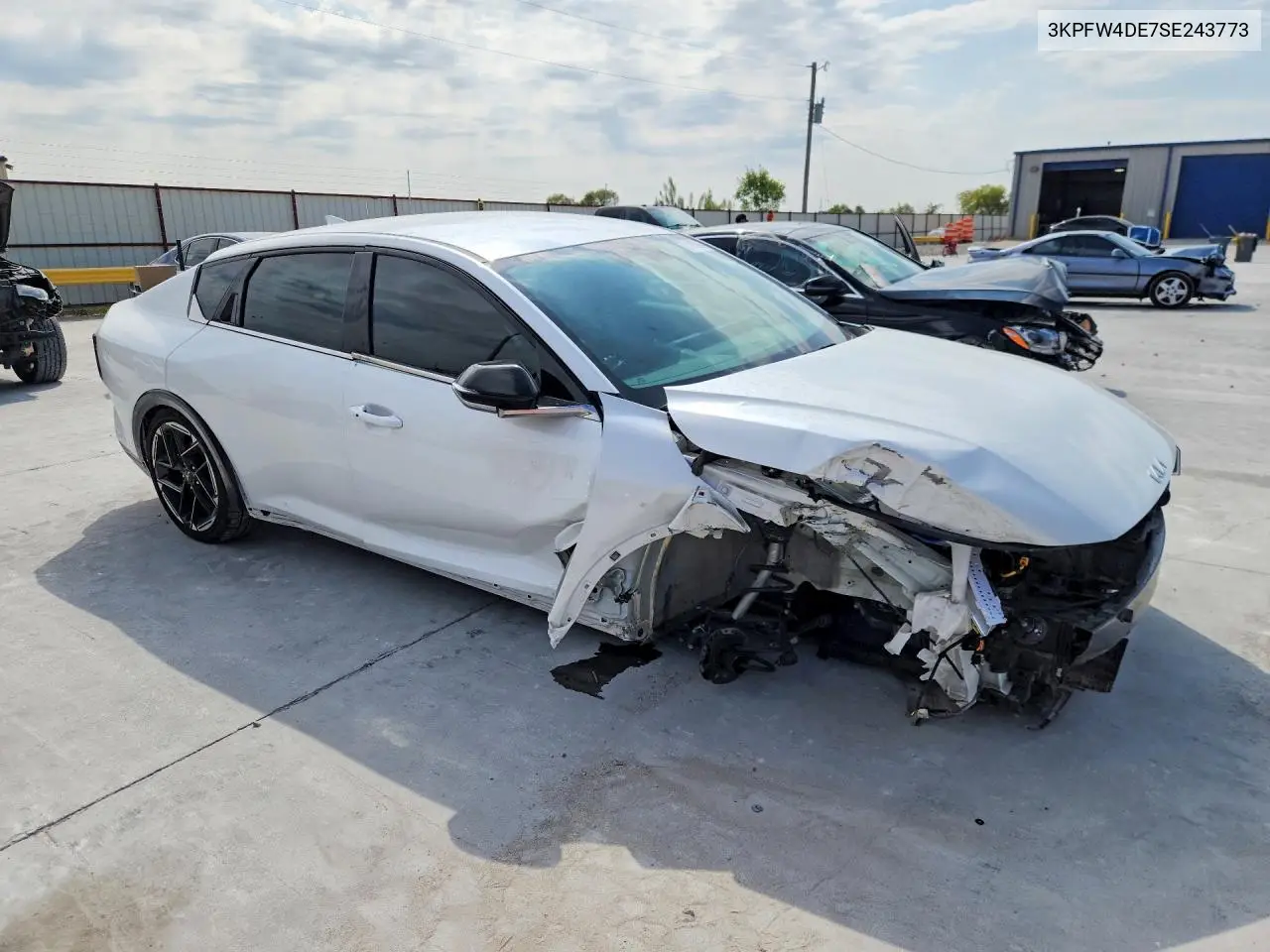 2025 KIA K4 VIN 3KPFW4DE7SE243773 — фото 4