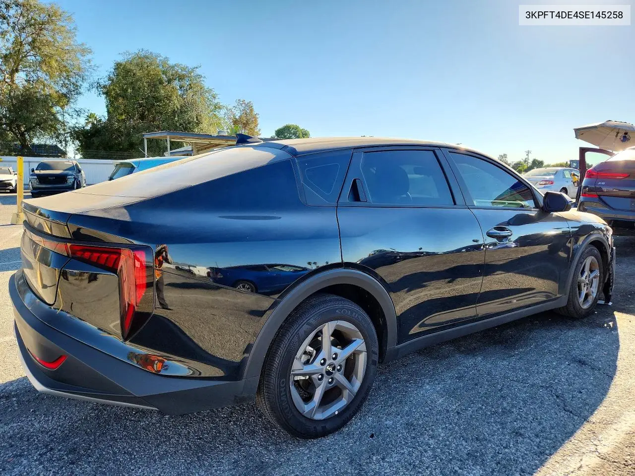 2025 KIA K4 VIN 3KPFT4DE4SE145258 — фото 3