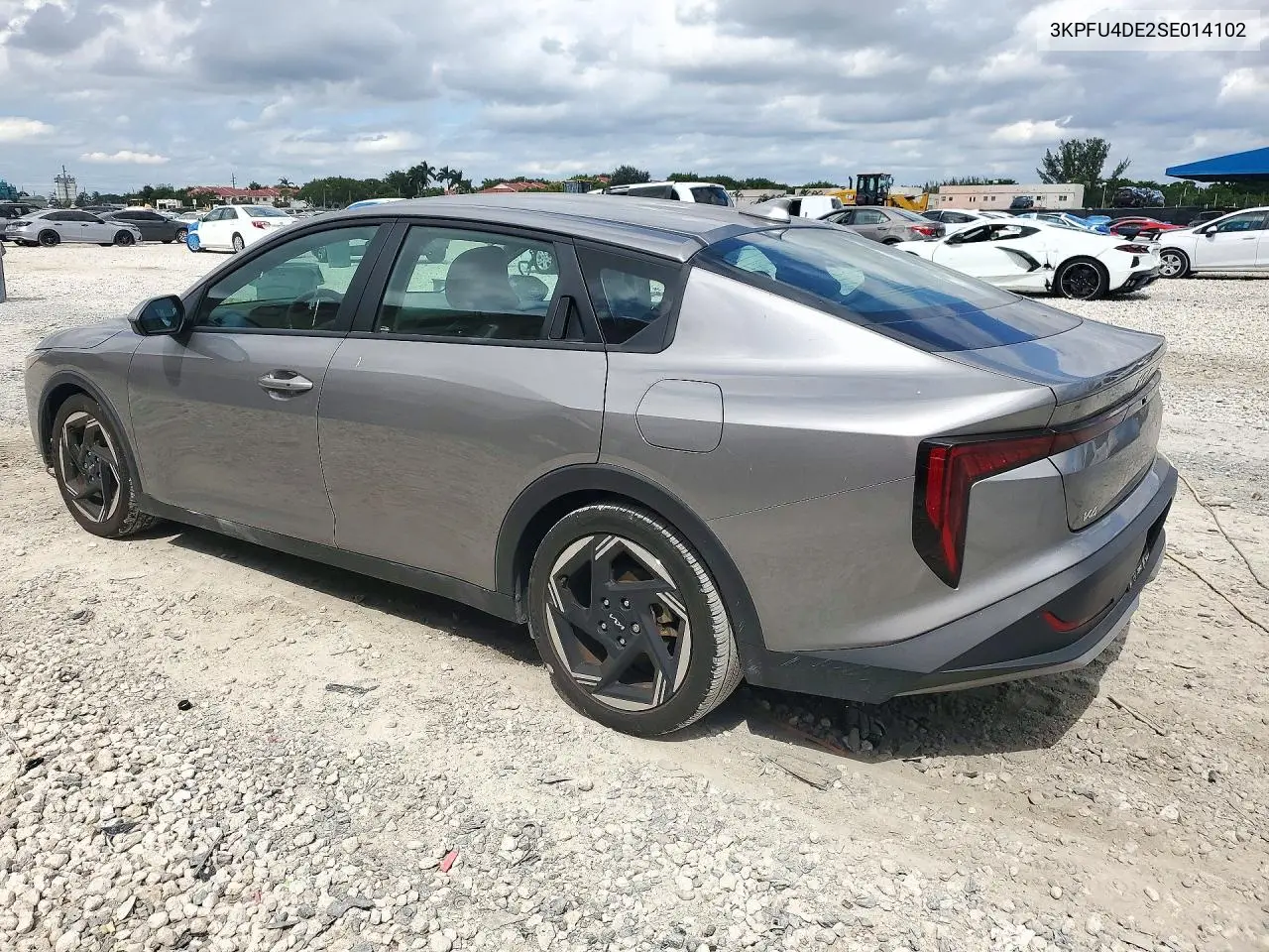 2025 KIA K4 VIN 3KPFU4DE2SE014102 — фото 2