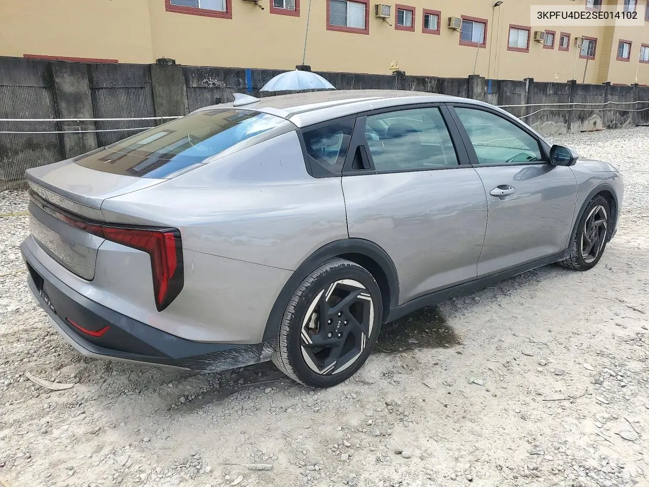2025 KIA K4 VIN 3KPFU4DE2SE014102 — фото 3