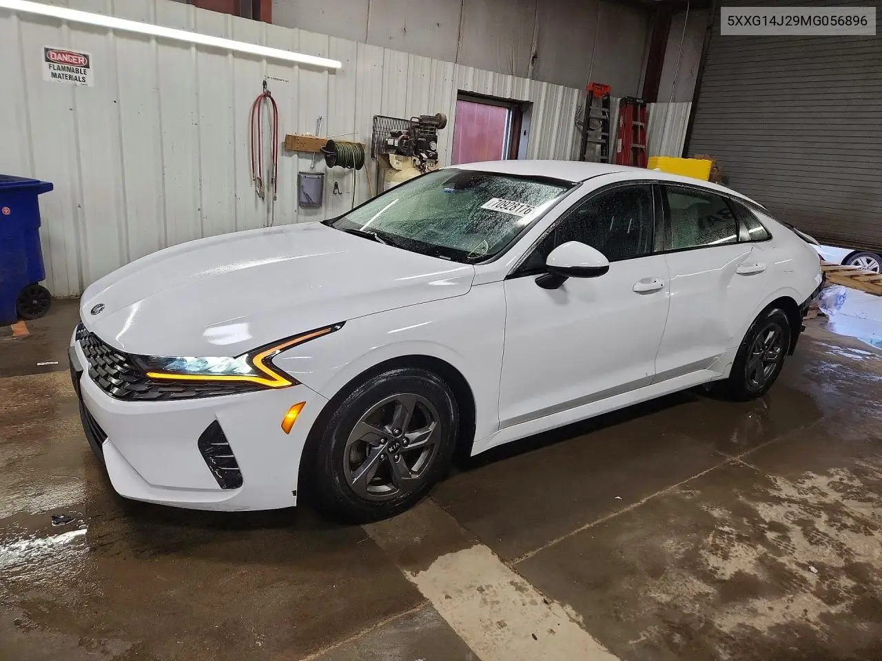 KIA K5 2021, VIN 5XXG14J29MG056896