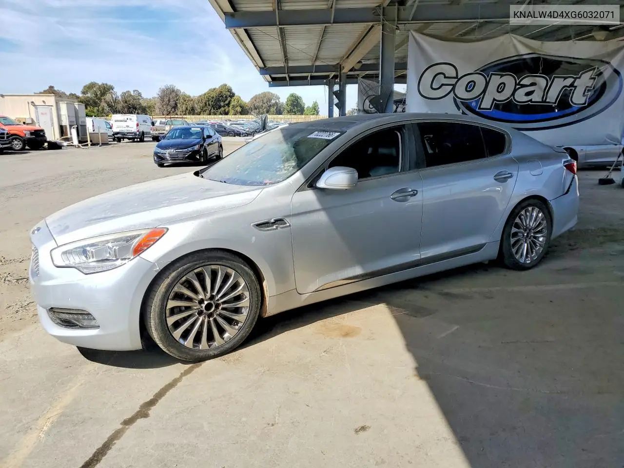 KIA K900 2016, VIN KNALW4D4XG6032071