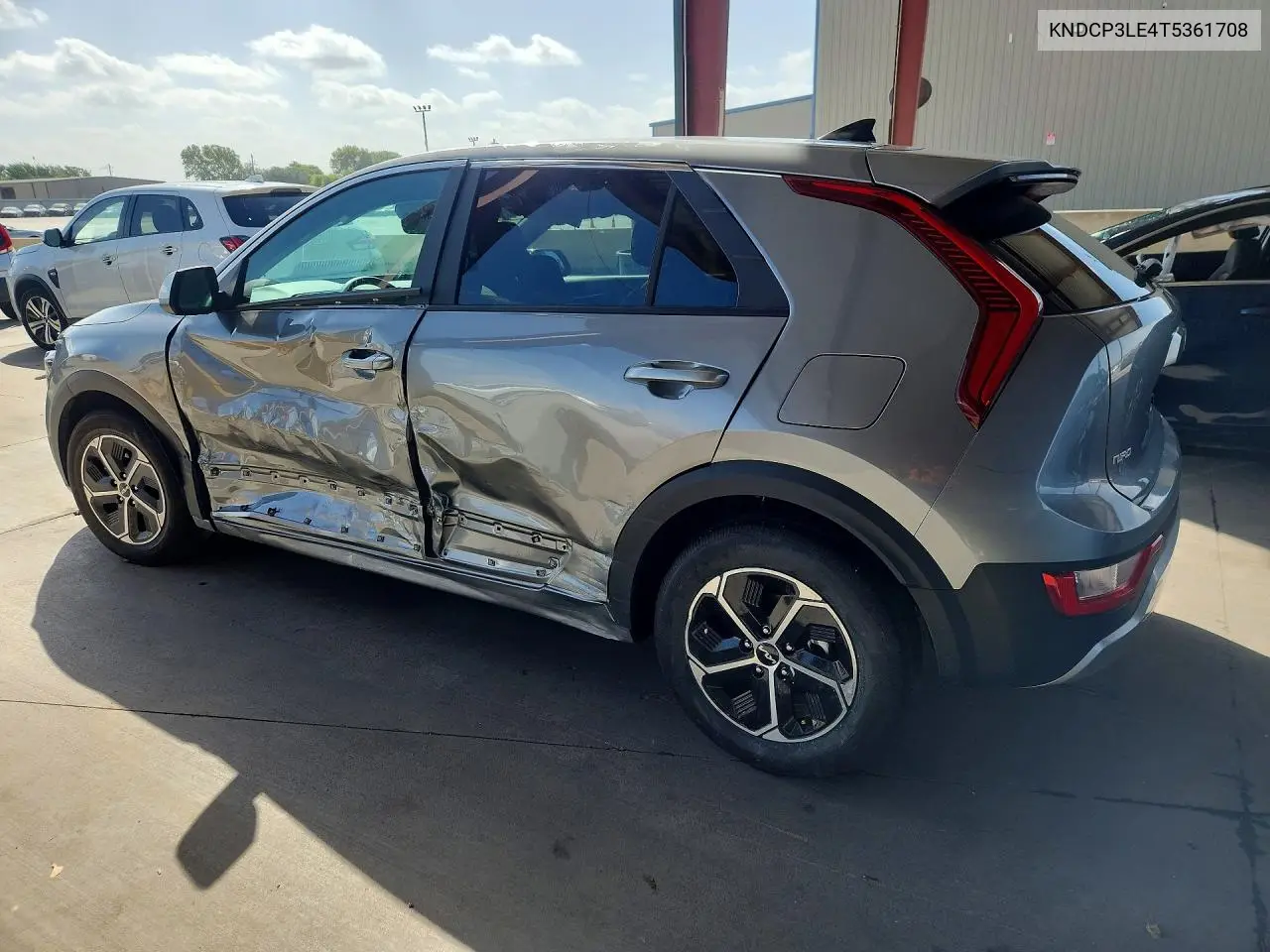 2026 KIA NIRO VIN KNDCP3LE4T5361708 — фото 2
