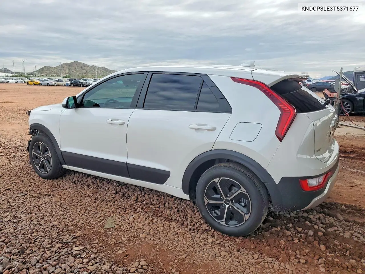 2026 KIA NIRO VIN KNDCP3LE3T5371677 — фото 2