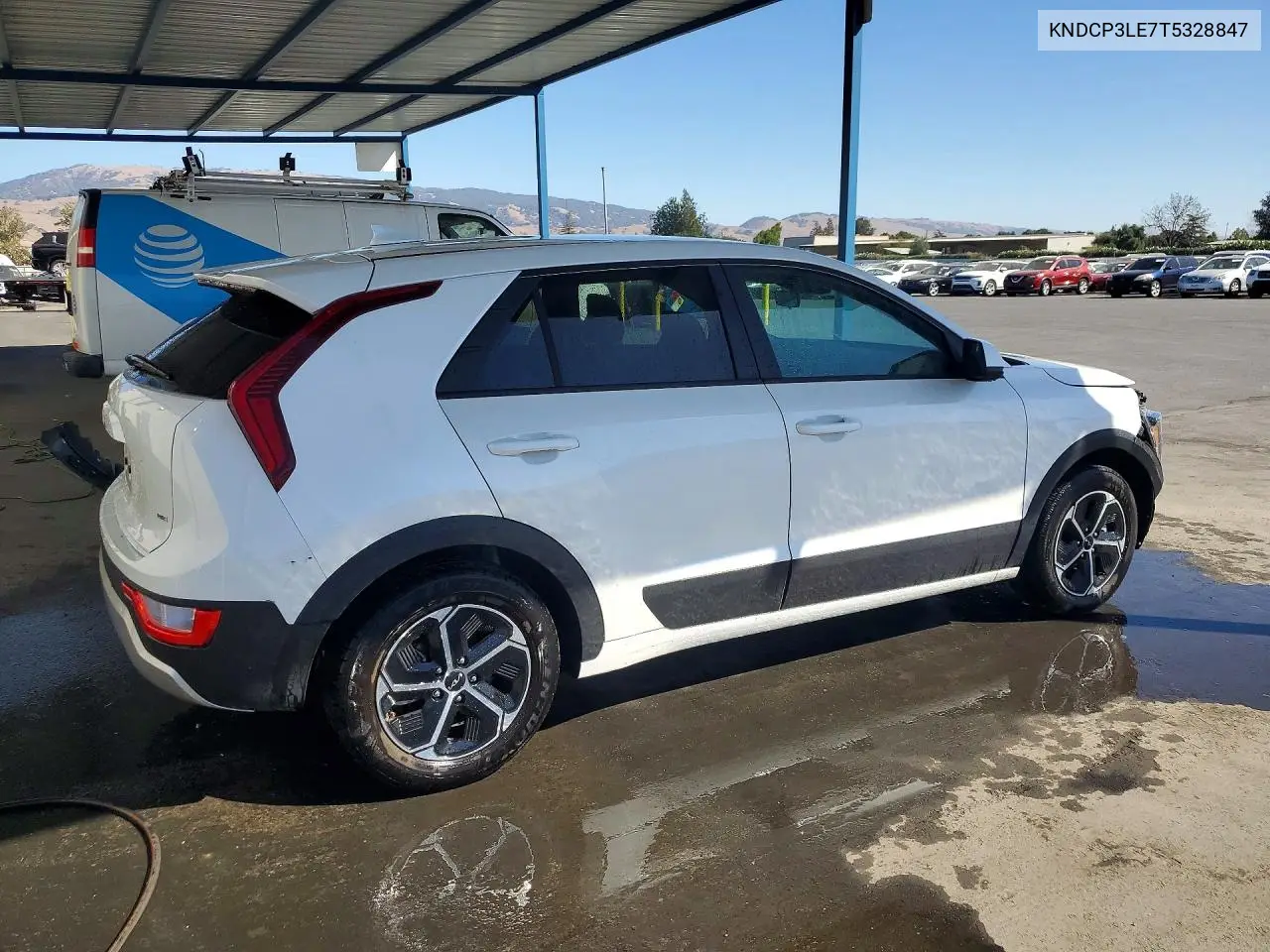 2026 KIA NIRO VIN KNDCP3LE7T5328847 — фото 3