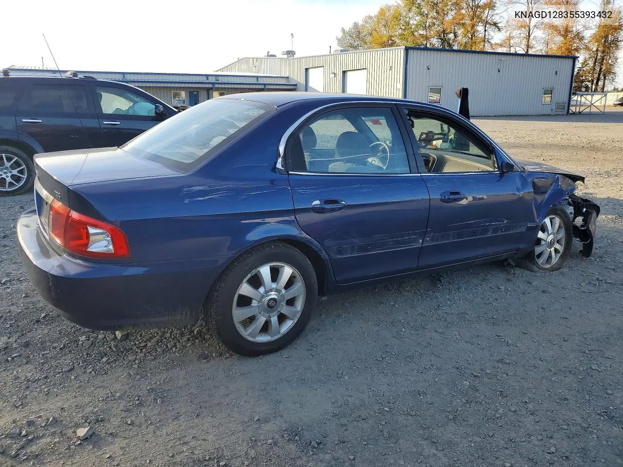 2005 KIA OPTIMA VIN KNAGD128355393432 — фото 3