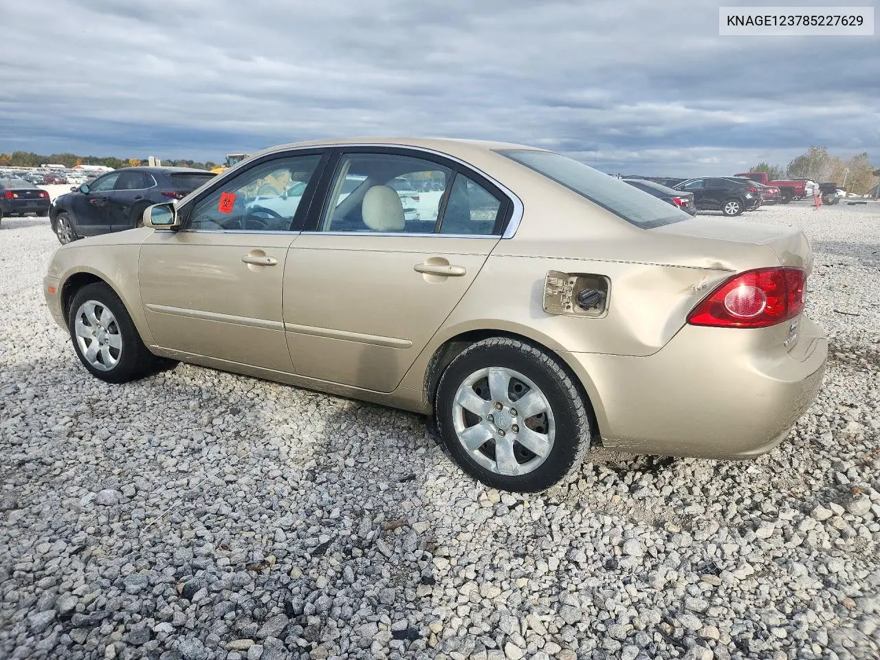 2008 KIA OPTIMA VIN KNAGE123785227629 — фото 2