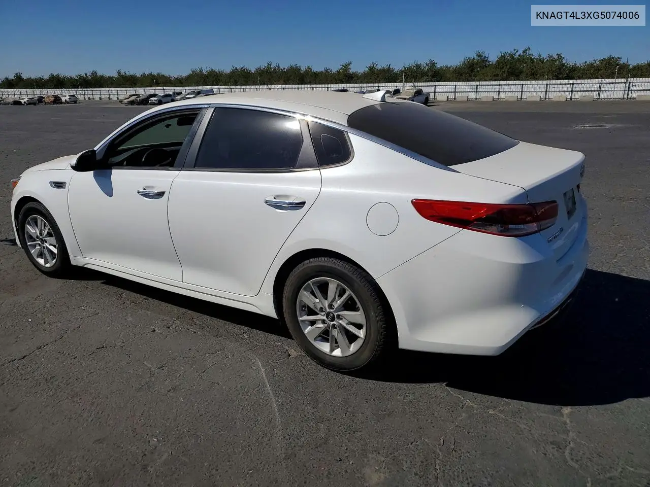 2016 KIA OPTIMA VIN KNAGT4L3XG5074006 — фото 2
