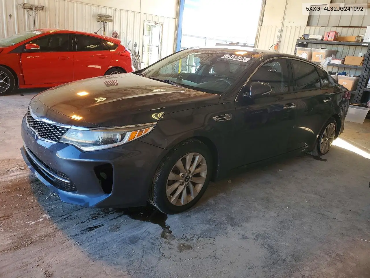 KIA OPTIMA 2018, VIN 5XXGT4L32JG241092