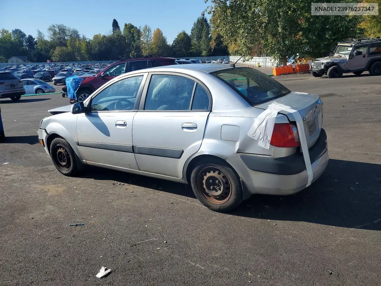 2007 KIA RIO VIN KNADE123976237347 — фото 2