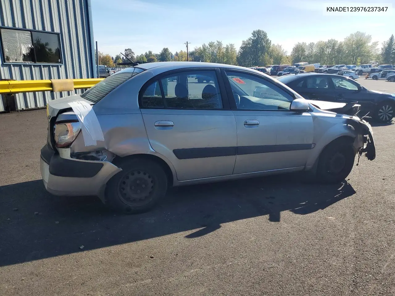 2007 KIA RIO VIN KNADE123976237347 — фото 3